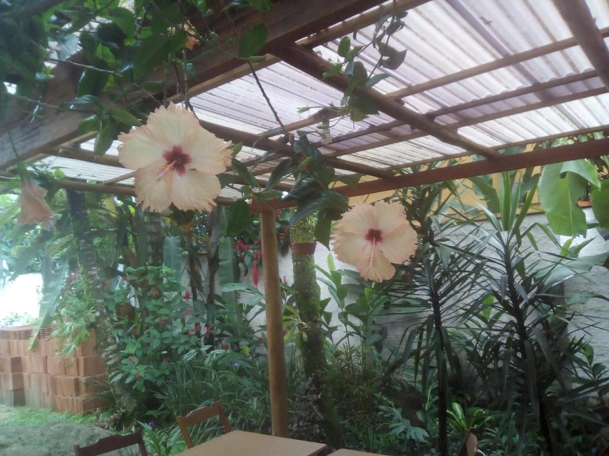 Pousada Portal Das Flores باراتي المظهر الخارجي الصورة