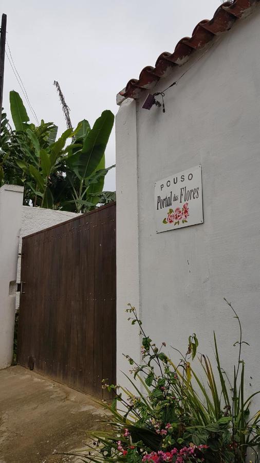 Pousada Portal Das Flores باراتي المظهر الخارجي الصورة